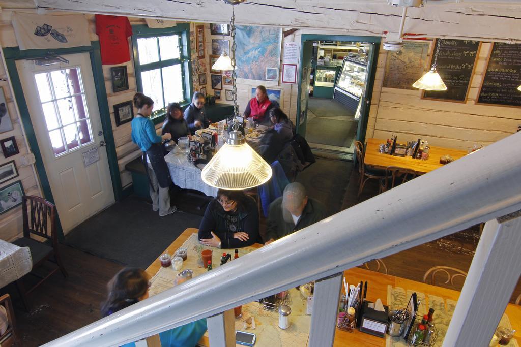 Talkeetna Roadhouse Hotel Exterior foto